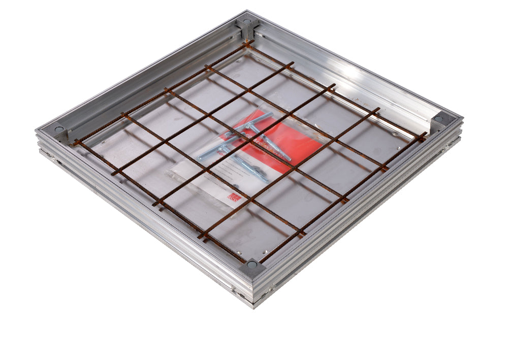 Top-down view of the ACO UniFace AL Shallow access cover with reinforcement mesh visible in the tray.