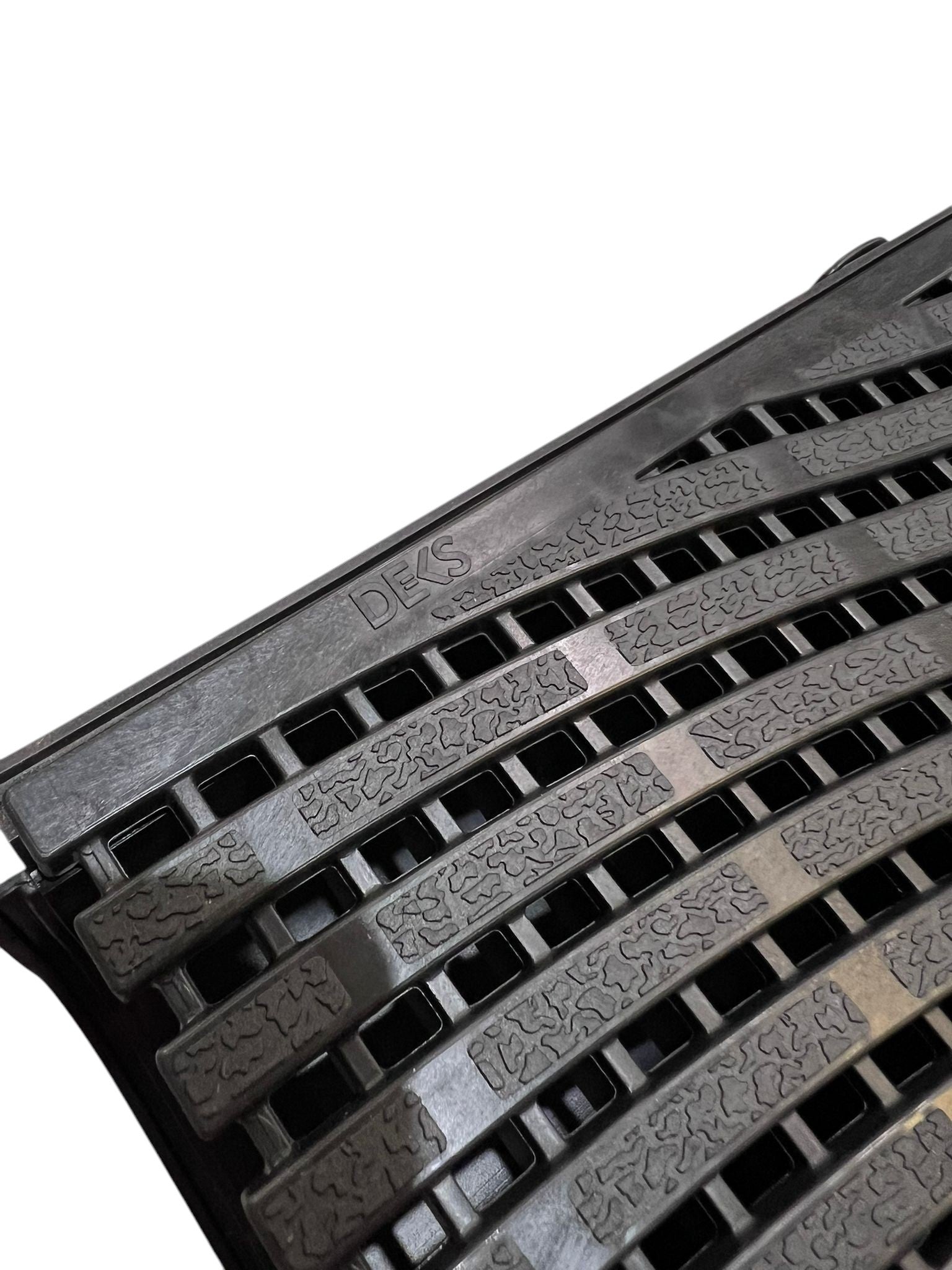 DekDrain Vela A15 Channel Drain - 1m (Linear Bar Wave Heel Grate)