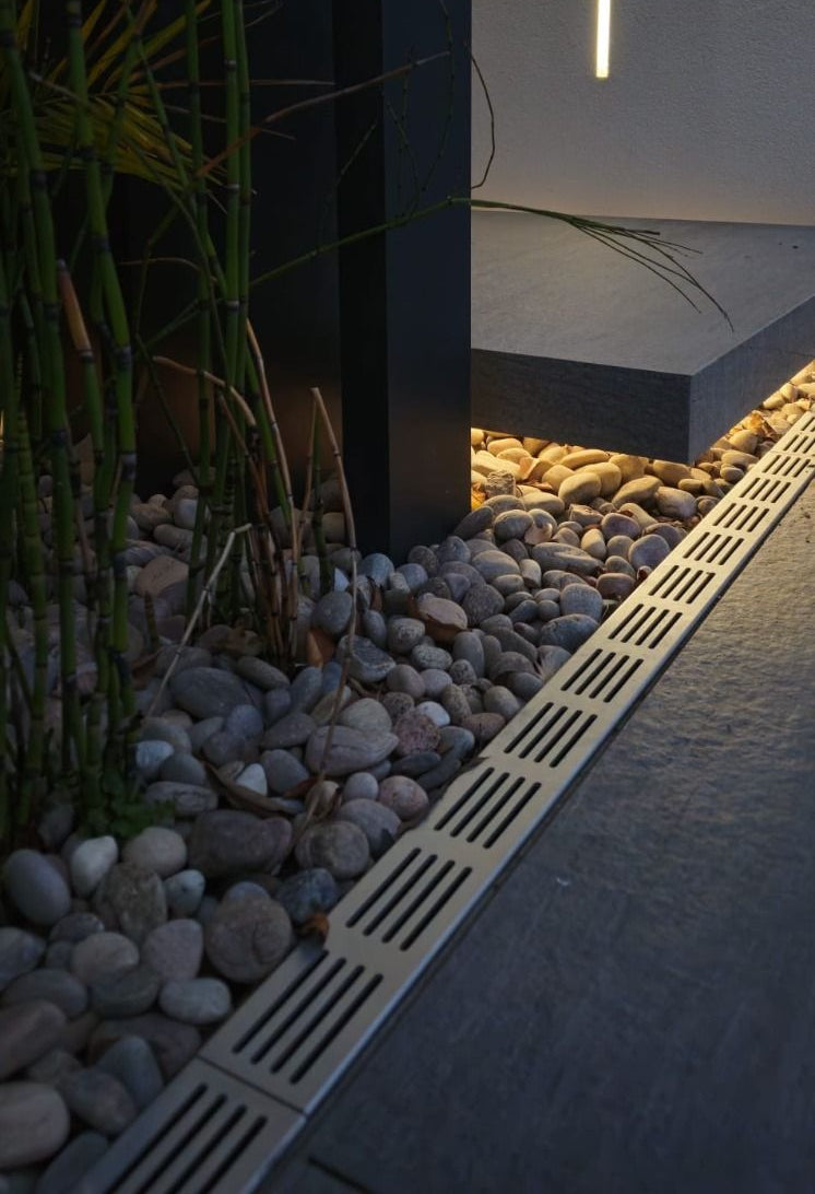 Alusthetic PVC Threshold Channel Drain with Aluminium Silver Grating