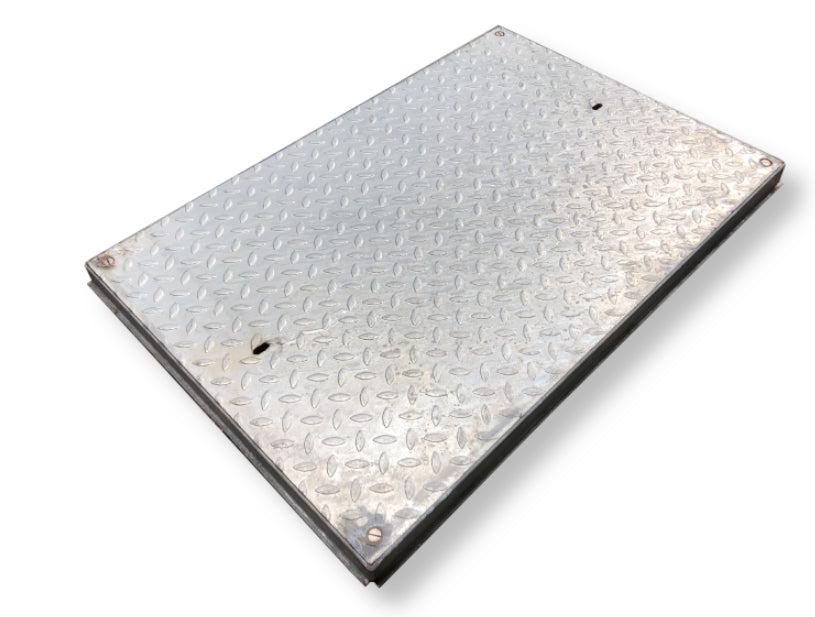 EBP 10 Tonne Single Seal Solid Top Galvanised Manhole Cover & Frame - 900mm x 600mm