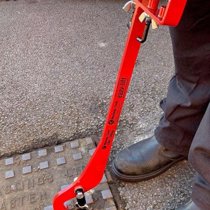 Mustang Tools Eazy Lift Manhole Cover Lifter