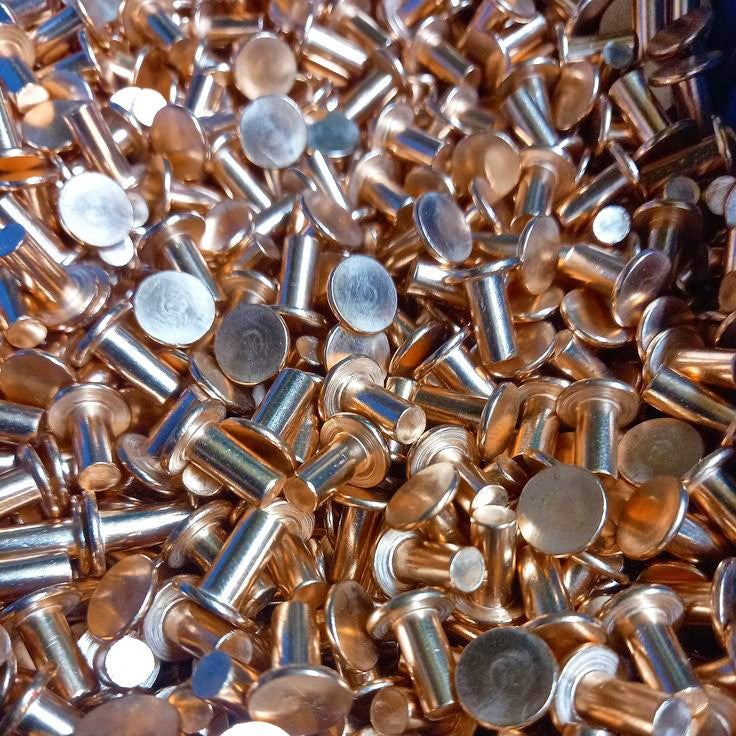 CoppaGutta Rivets